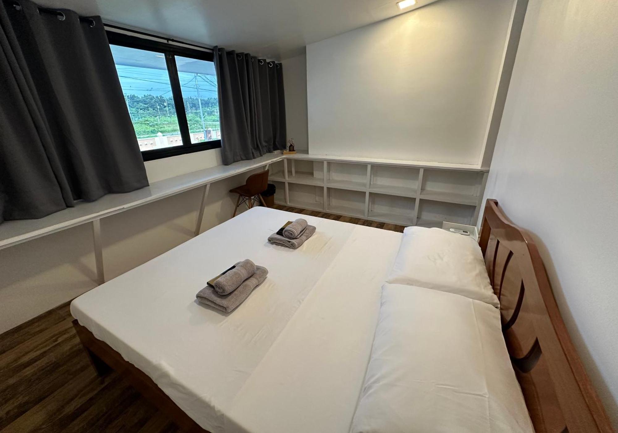 Kasamigos Guesthouse With Fast Internet プエルト・プリンセサ 部屋 写真